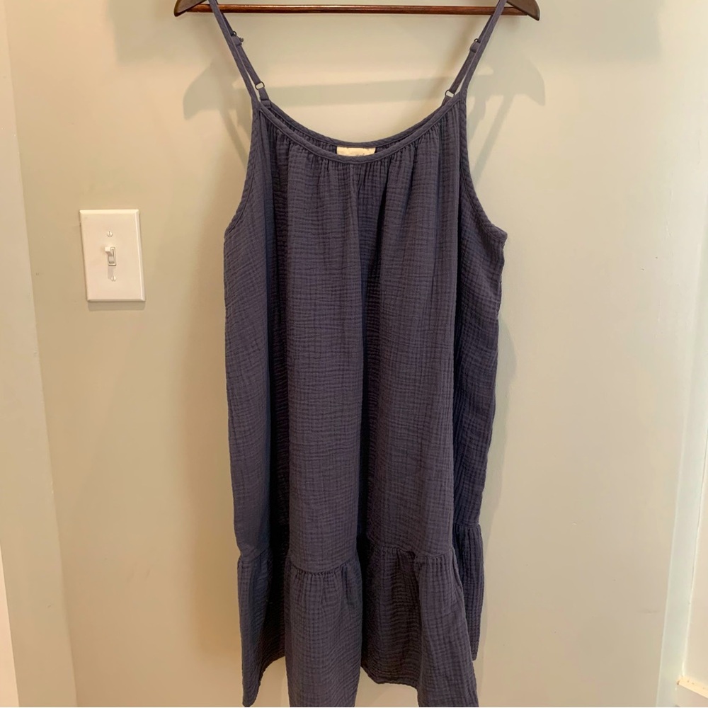 Universal Thread Gray Muslin Style Bubble Hem Dress With Pockets VGUC Size 1X